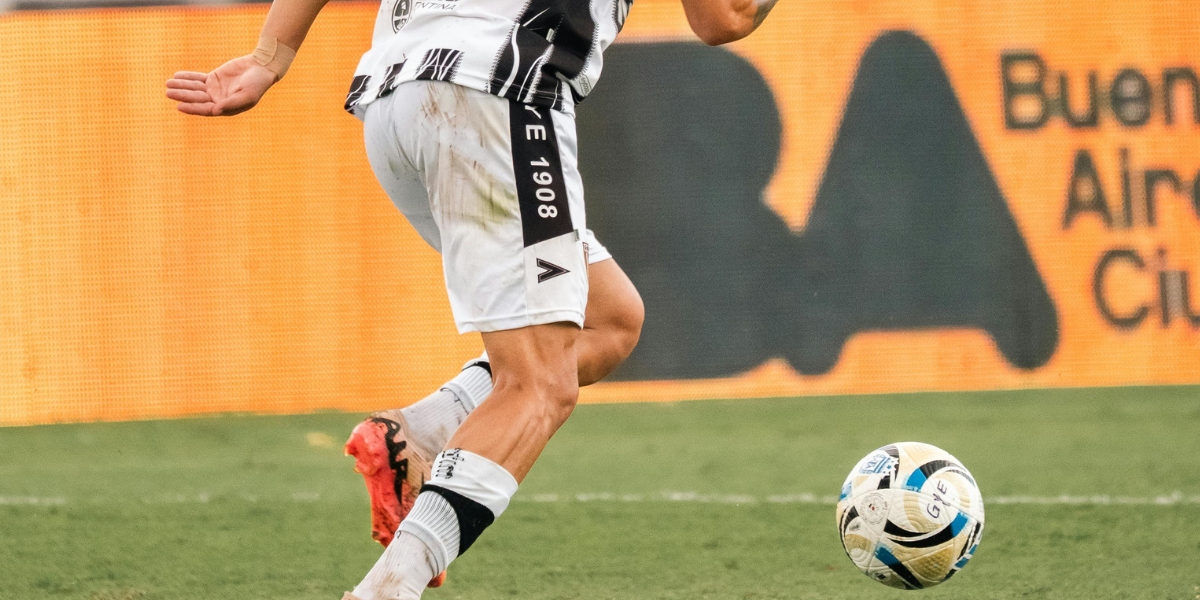 as maiores zebras da copa do mundo .png