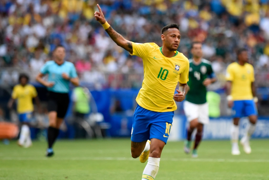 Neymar comemora com a camisa 10 da Seleção Brasileira em imagem sobre Neymar dependência e o novo ataque do Brasil para 2026.